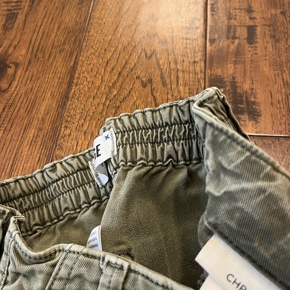 PAIGE Christy - Picture 2 of 4